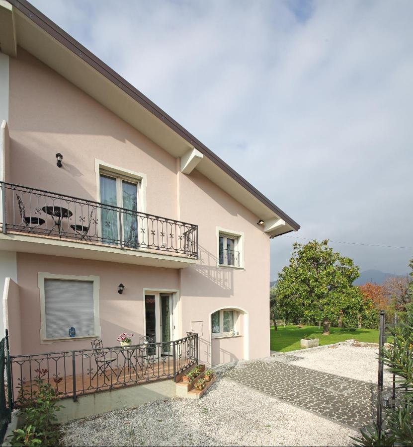 Villa Indipendente A Pochi Passi Dal Lago San Felice del Benaco Exterior photo